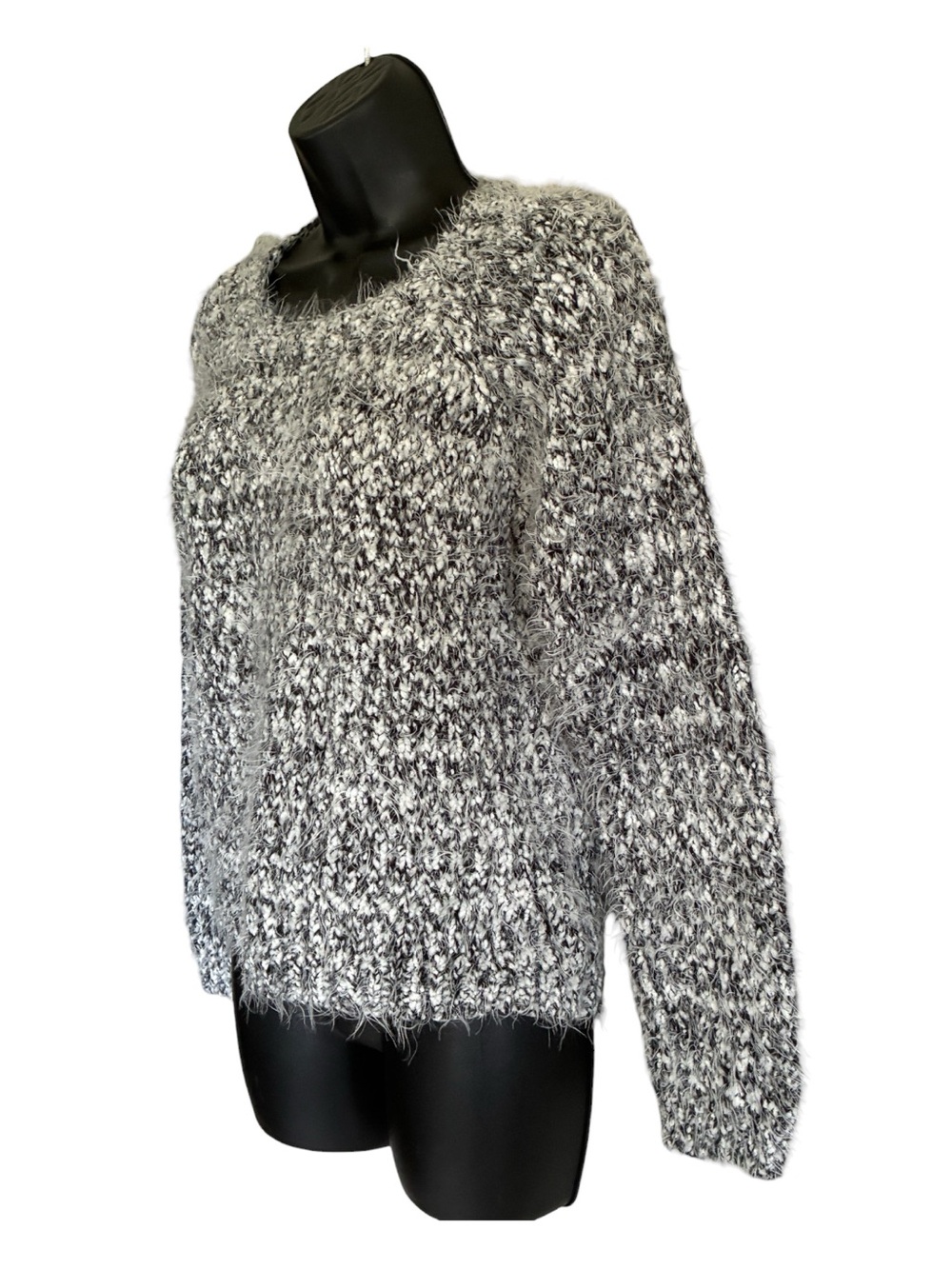 JOA Cozy Marled Gray Fuzzy Grunge Knit Sweater Size S - Picture 2 of 7